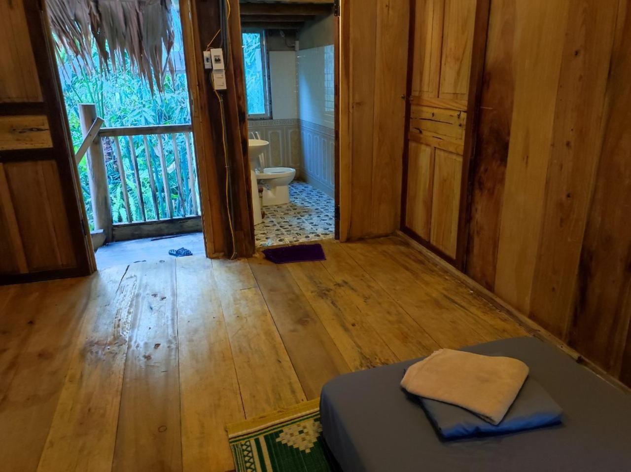 LePont Mu Waterfall Bungalow Hòa Bình Exteriör bild