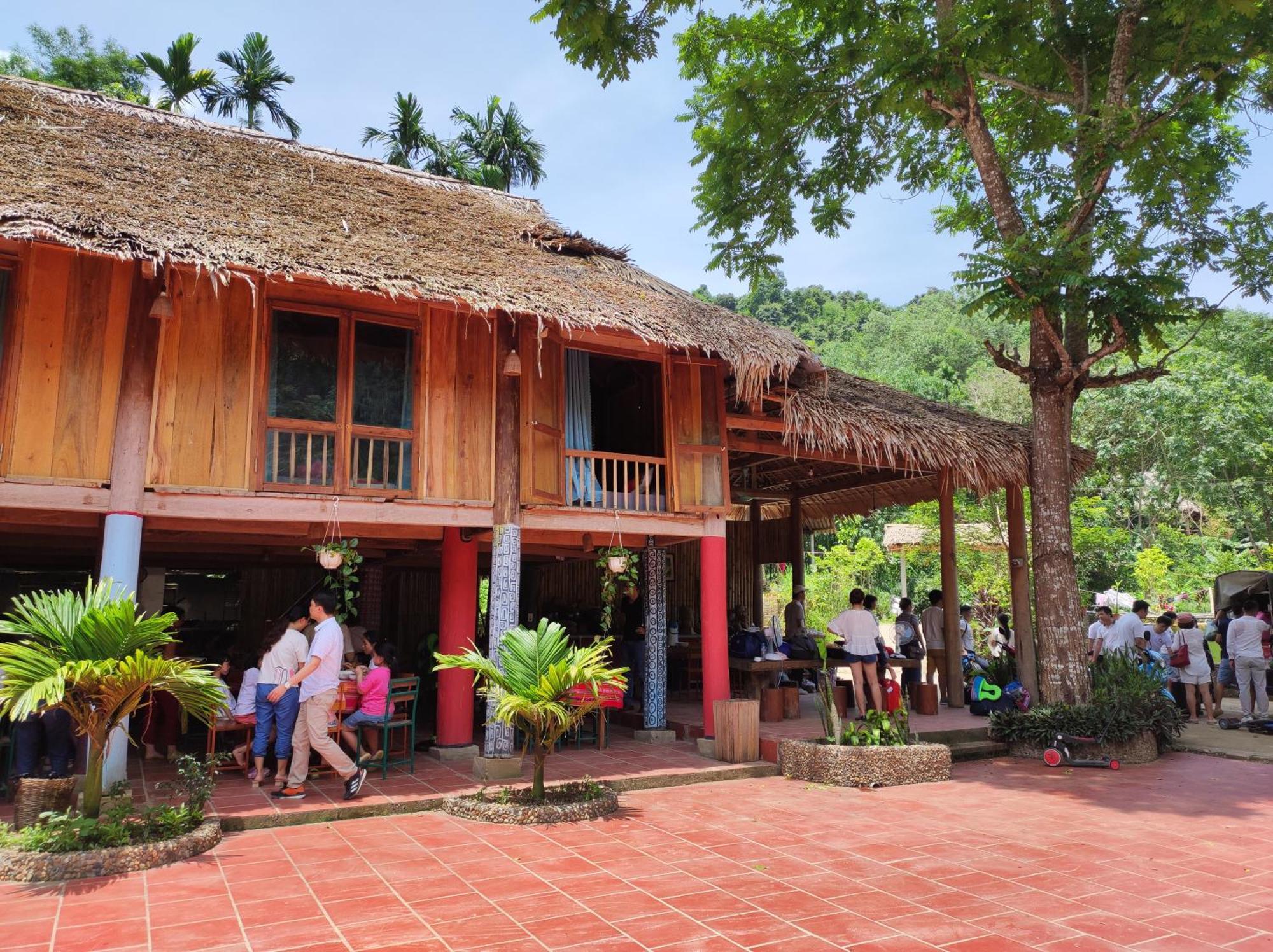 LePont Mu Waterfall Bungalow Hòa Bình Exteriör bild