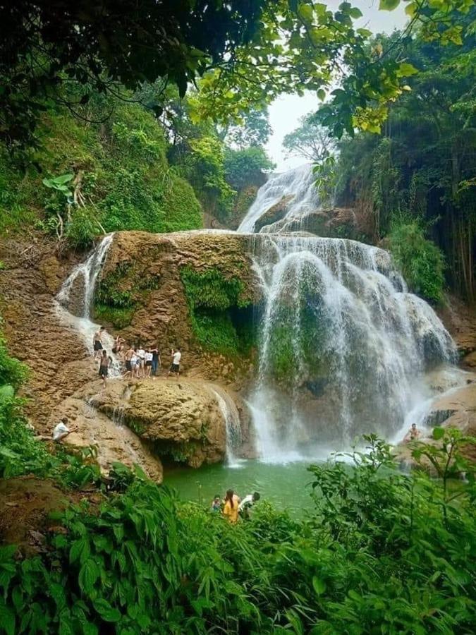 LePont Mu Waterfall Bungalow Hòa Bình Exteriör bild
